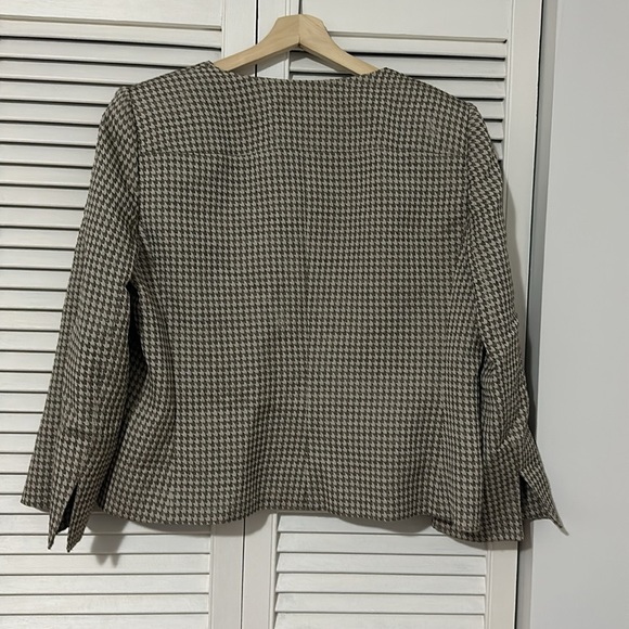 Armani Collezioni Women’s Blazer - Size 16 - Picture 4 of 4